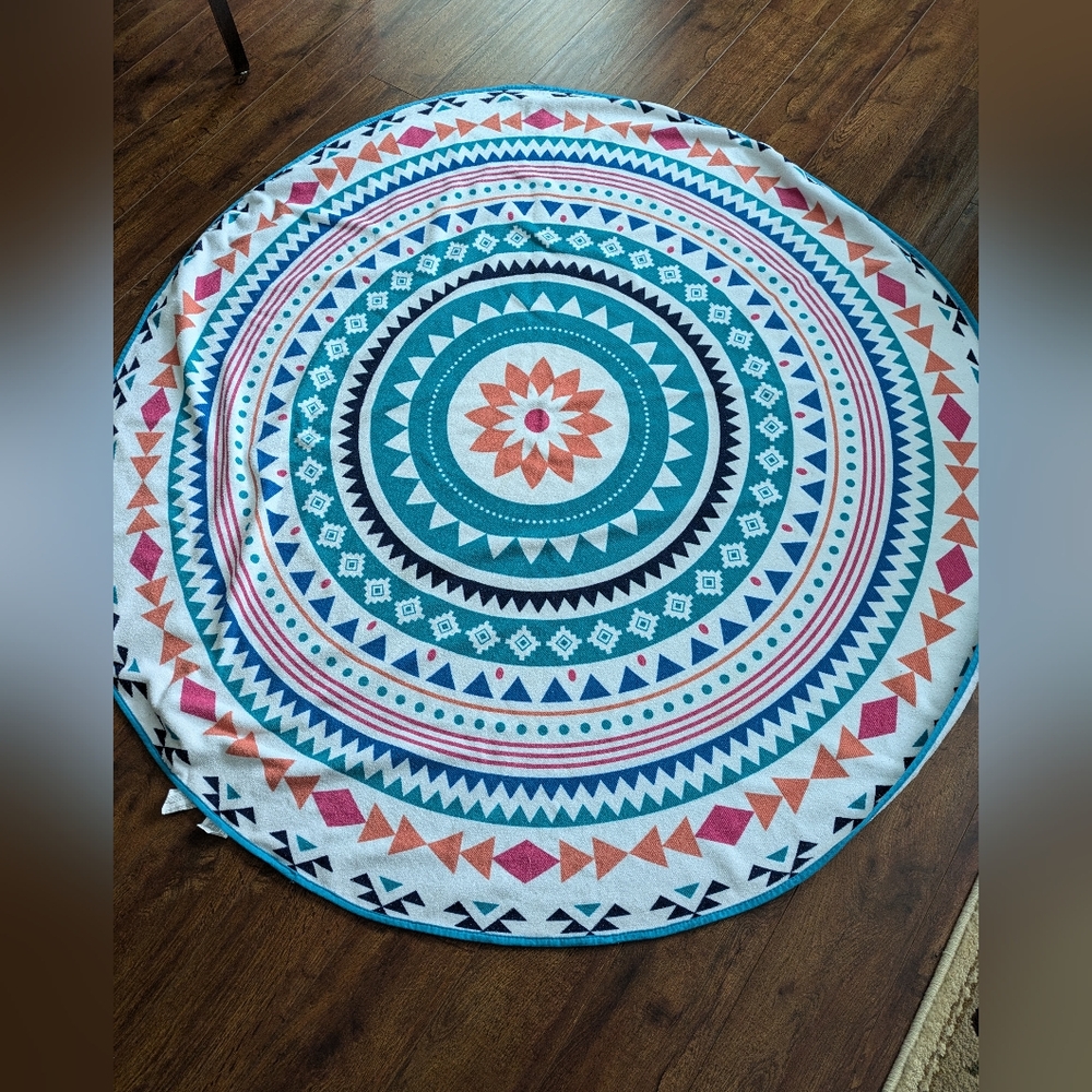 Tablecloth/Beach Towel 58" round ( Free With $50.00 Purchase)